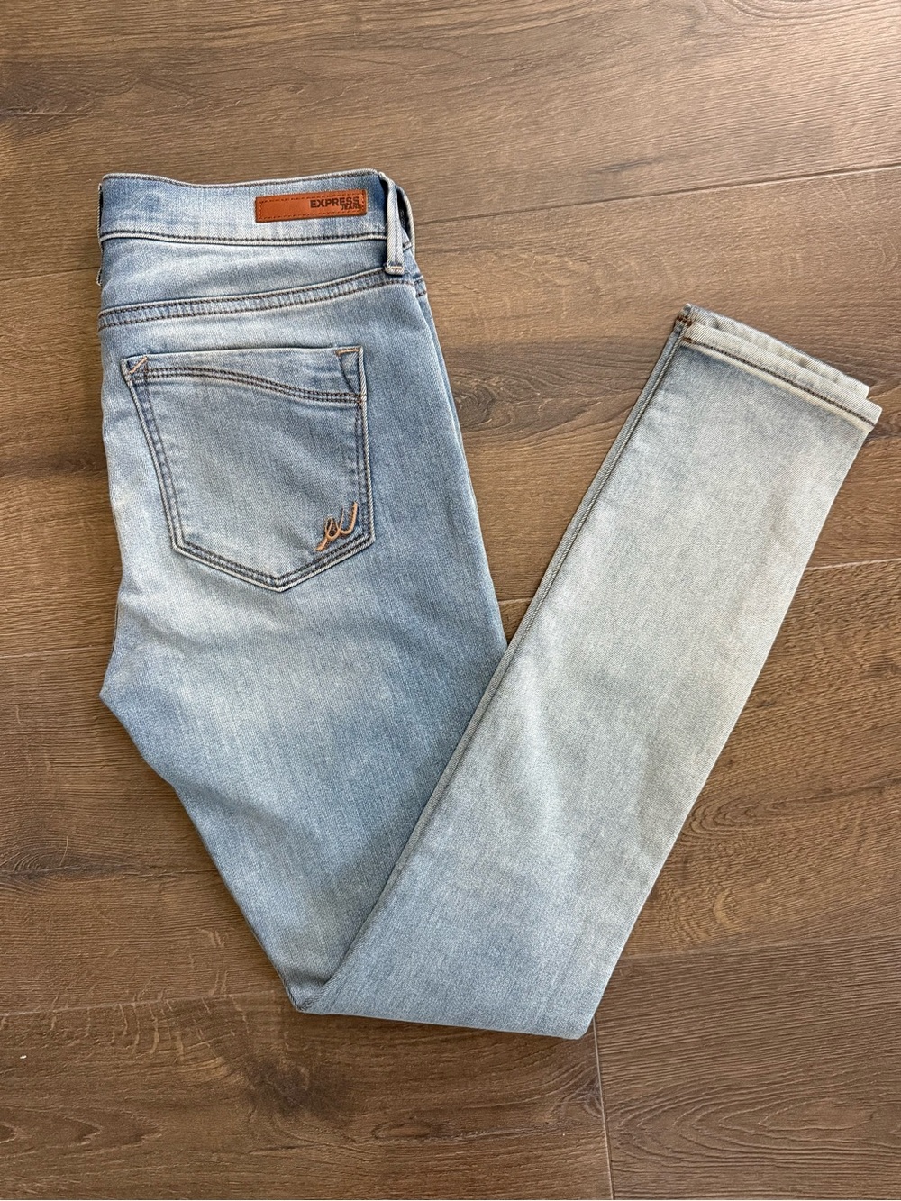 Express Supersoft Faded Ice Blue Mid Rise Skinny Jean / Legging